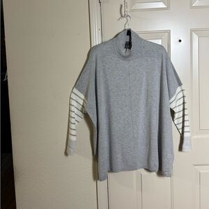 Jones Women's Grey and White Stripped Sleeves Moc Neck Poncho Sweater Size XL/TG